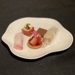 ガストロノミー ジョエル・ロブション - 