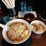 麺や武将 - 武将ランチ1150円 生玉子70円