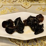 状元樓 - ぷりぷりのキクラゲのようなもの　説明されたの忘れてしまった…