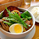 Yaji - 豚角煮野菜スープカレー
                      