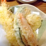 手打ちそば くるみの木 - 天ぷら盛(海老×2・玉葱・人参・かぼちゃ・さつま芋)