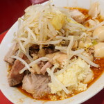 ラーメン二郎 - ラーメン半分＋ニンニク少し＋ＳＫうずら