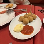 ロス・レイエス・マーゴス - 