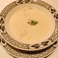 ロウリーズ・ザ・プライムリブ 恵比寿ガーデンプレイス店 - 