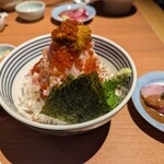日本橋 海鮮丼 つじ半 室町店 - 
