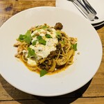 ラッテリア ベベ  カマクラ - ストラッチャテッラをのせたボロネーゼ