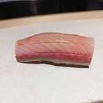 鮨 といろ - ブリ