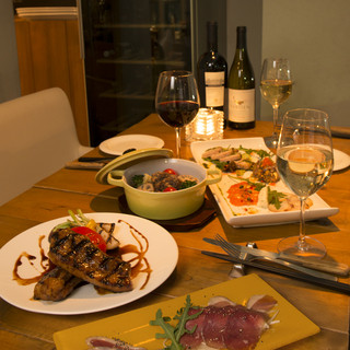 食べログ限定 2 5時間飲み放題 おすすめ肉料理と和牛赤身肉のローストビーフが入った肉食女子必見の 女子会コース Nyu ニュー 中目黒 ビストロ 食べログ