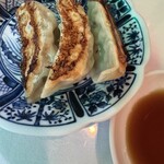 壹番 - 平日ランチセットの餃子