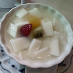 壹番 - 平日ランチセットの杏仁豆腐