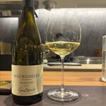 イル アオヤマ - Vivien Gabrielle BOURGOGNE 2022