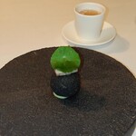 Installation Table ENSO L'asymetrie du calme - 