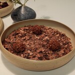 Installation Table ENSO L'asymetrie du calme - 