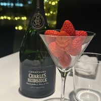 THE COSMOPOLITAN GRILL BAR TERRACE - 