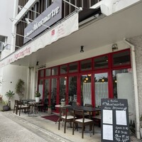 ビストロモンマルトル - 