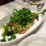 アンティカ オステリア カルネヤ - モツとパクチー？