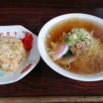 新富士 - 半チャーハンセット750円