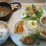 「野菜たっぷりランチ」1380円