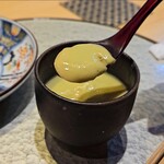 京橋 天冨良と鮨 いしい - 枝豆と白きくらげの茶わん蒸し