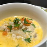 LA COURONNE GOURMANDE - チキンコンソメのたっぷり野菜スープ