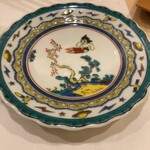 祇園おばんざい ぎんや - 素敵な可愛いお皿…よく見ると鉄腕アトムが…