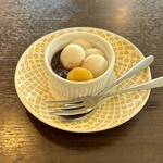 バルバルキッチンアメリ - 白玉ぜんざい栗の甘露煮のせ(¥300)