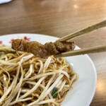 想夫恋 - こんな豚肉を使うのは
日田焼きそばの特徴