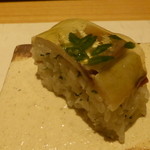 鮓 きずな - 淡路島産真鯵押し寿司