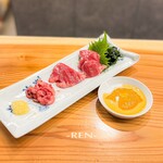 焼鳥 とり藤 - こころ刺し