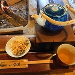 一会庵 - お茶を急須ごと置いて下さいます♪