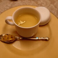 クイーン・アリス 横浜店 - 