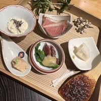 玄水 - ８寸。鴨、湯葉豆腐、板わさ、あん肝など。
