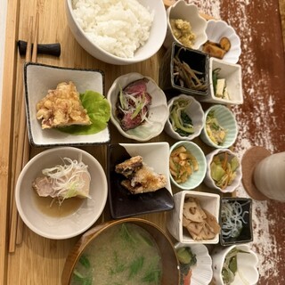 ごはんとおバンザイ ジグザグ_1