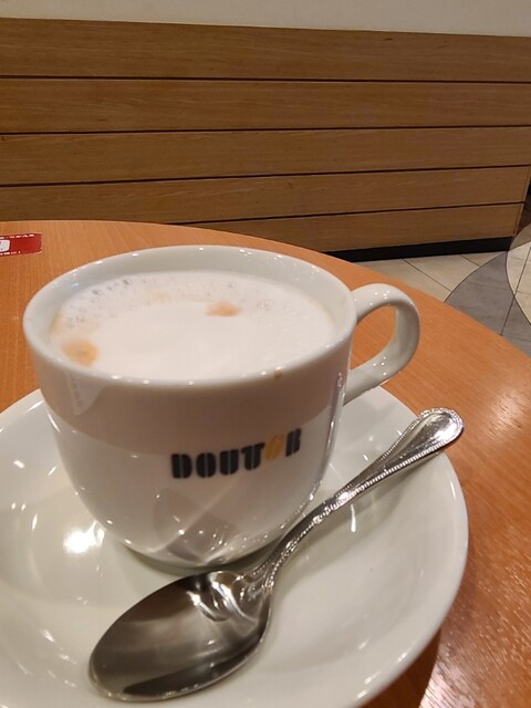 Doutor Coffee Shop Hiroshima Kinza Gai Ten photo 2