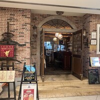 レオーネ・マルチアーノ - 