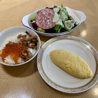 ブッフェアンドカフェ スロープサイドダイナー ザクロ - 