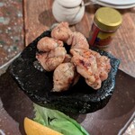 豚焼＆湘南畑 マニトン - シロコロ