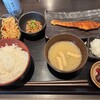 炭火焼干物定食 しんぱち食堂 エミオ田無店