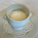 日比谷松本楼 - 椎茸のポタージュ。カプチーノ仕立て。