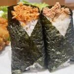 ぼんたぼんた - おにぎりは、鮭と炙りたらこを選びました‼️