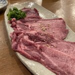 炭火焼肉 ホルモン ごん - 