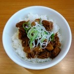 チャーシュー丼（100円）