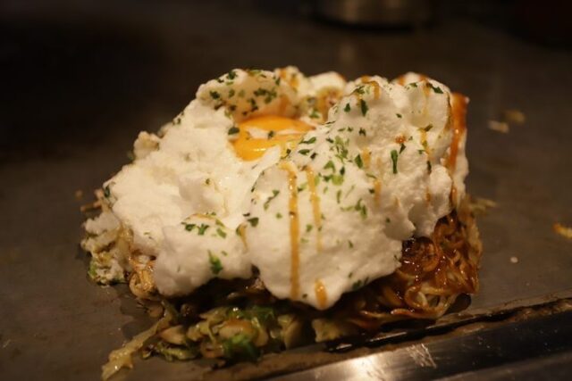 Honkaku Hiroshima Okonomiyaki Tanimoto