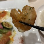 ビストロ　アトリ - 割と大きなエビのフリット