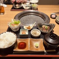 柳橋焼にく わにく - 