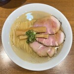 寿製麺 よしかわ - 名古屋コーチンの炙り肉中華そば塩