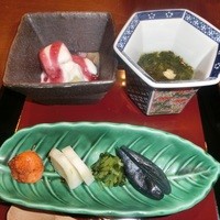 日本料理 海幸 - 漬物とデザート
