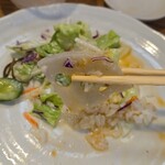 キッチン ブルー グローブ - 蓮根が出てきた！？