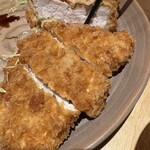 洋食工房パセリ - 断面