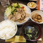家庭料理居酒屋 よってって - ♪豚肉のねぎ塩焼定食 ¥700